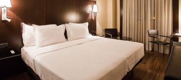Cama matrimonio Hotel B&B Getafe