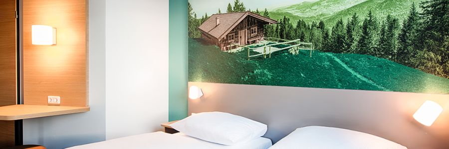 B&B Hotels twin room - all the essentials, nothing extra