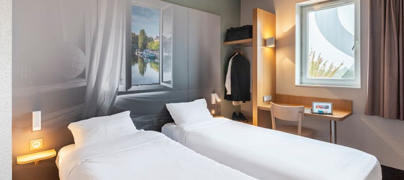 B B Hotel Nantes Reze Hotel 2 Etoiles A Saint Sebastien