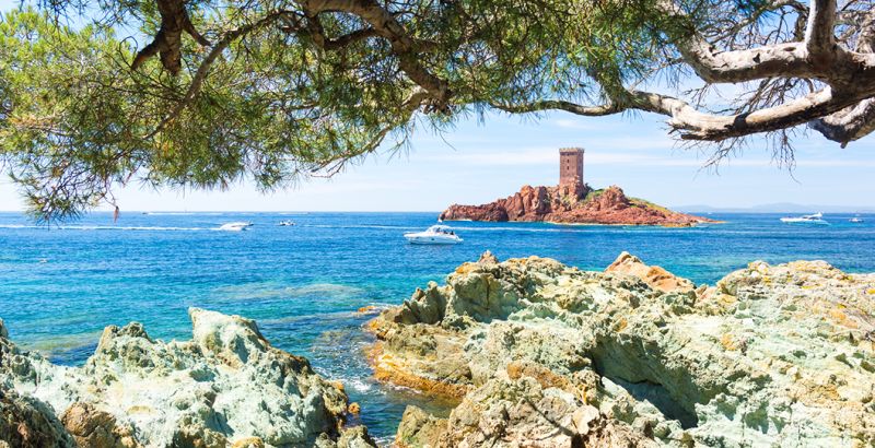Hotel economici a Fréjus: prenota online | B&B HOTEL