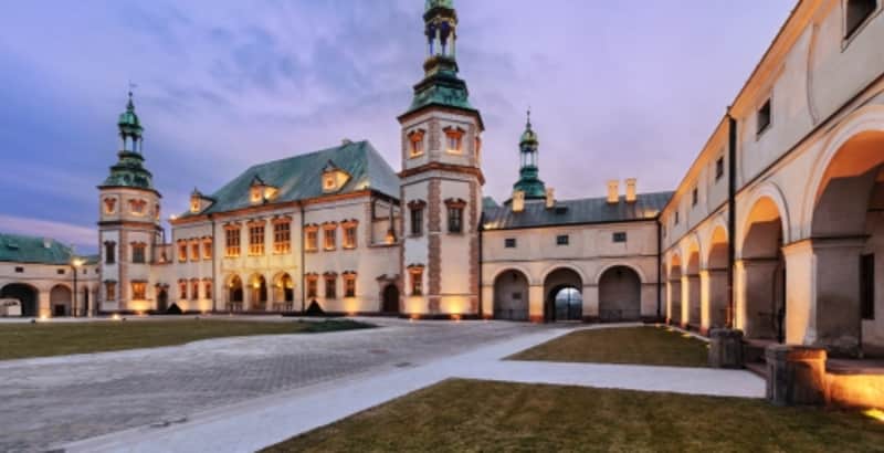 palac-biskupow1.jpg palac-biskupow1.jpg