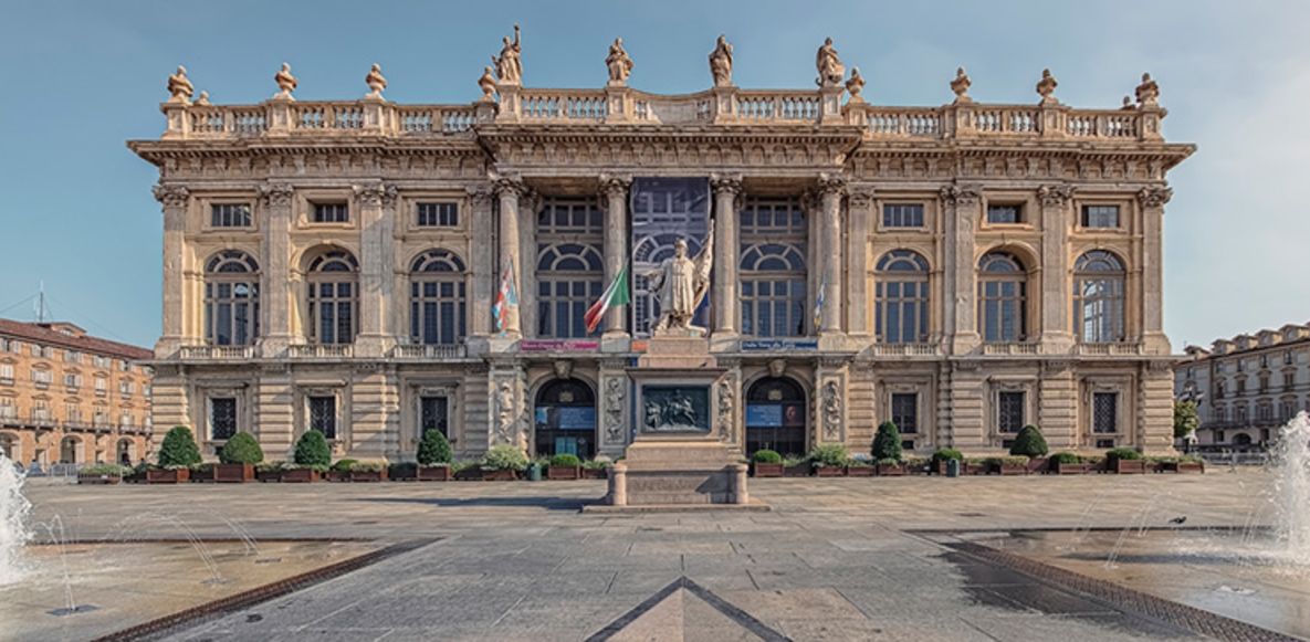 Torino-musei-reali-palazzo.jpg