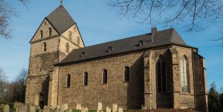 Castle ruin Hohensyburg and the Vincke-Tower