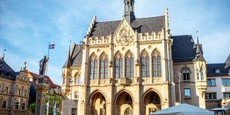 Rathaus mit Fischmarkt Rathaus mit Fischmarkt