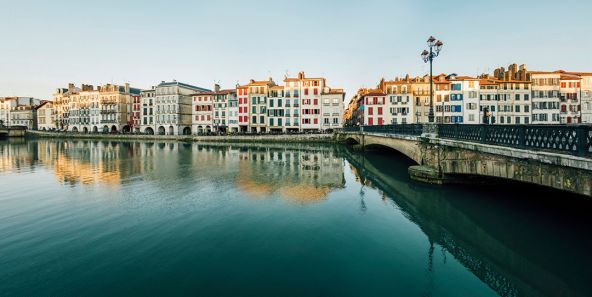 Puerto de Bayonne Puerto de Bayonne