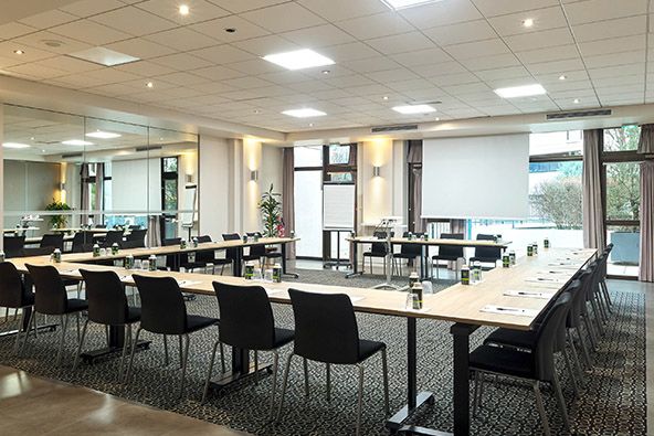 Salle de séminaire chez B&B HOTELS