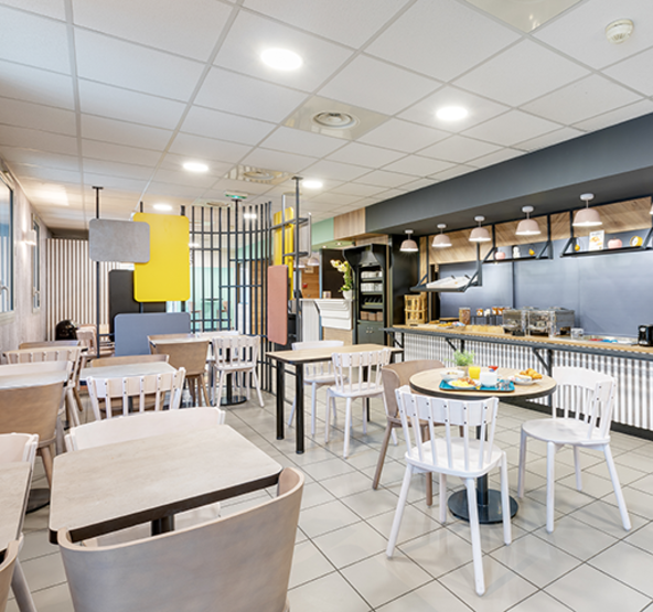 salle petit déjeuner B&B HOTELS