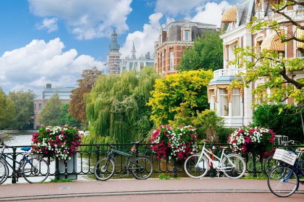 City view - B&B HOTELS Amsterdam