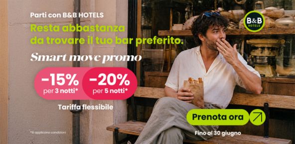Un'immagine promozionale di B&B HOTELS con il testo "Smart move promo". Sulla destra, un uomo con i capelli ricci è seduto su una panchina di legno fuori da un locale, mentre mangia del cibo da un sacchetto di carta. Sulla sinistra, due bollini rosa sovrapposti evidenziano gli sconti: "-15% for 3 nights*" e "-20% for 5 nights*". Nell'angolo in basso a destra è presente un pulsante verde brillante "Book now" con una freccia, accanto al testo "Until 30 June".