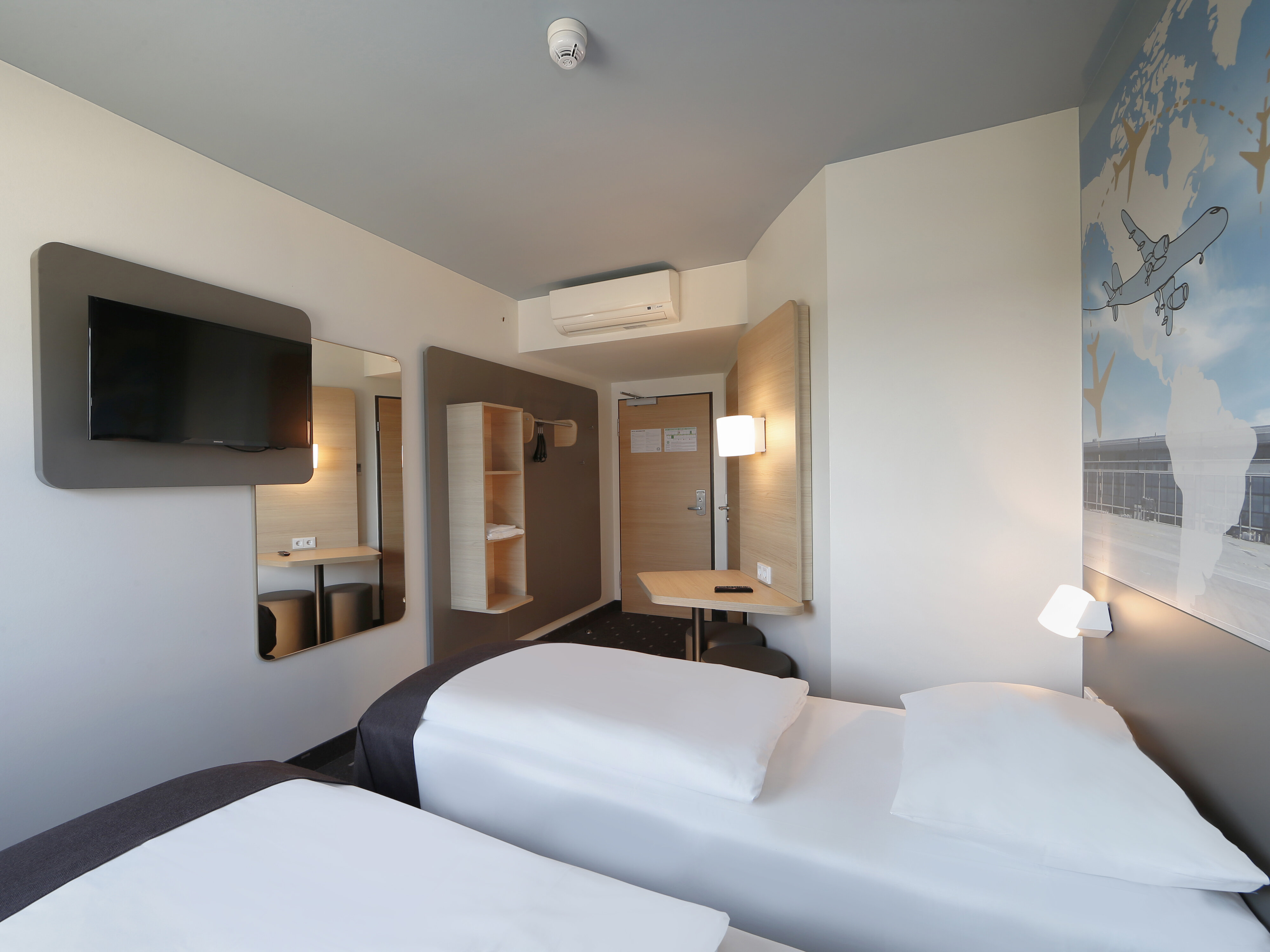B&b Hotel Berlin-airport Parken www.hotel-bb.com
