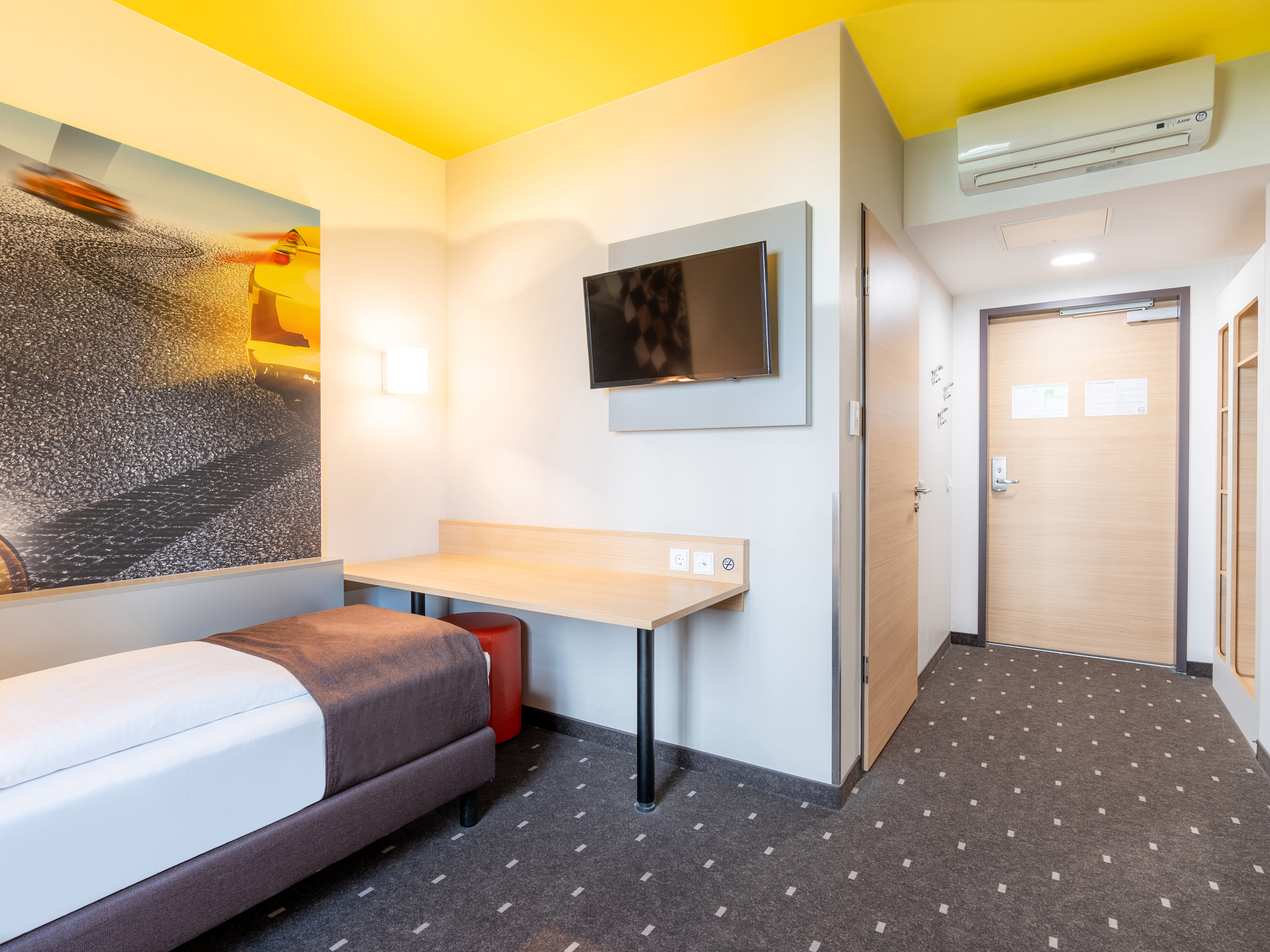 b&b hotel stuttgart zuffenhausen stuttgart germany