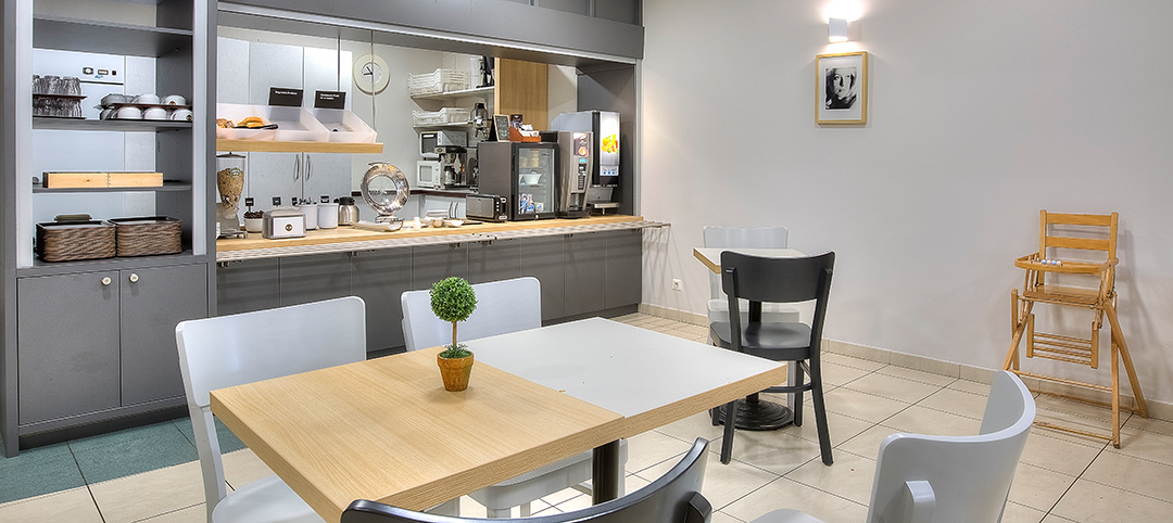 B&B Hôtel à Villeneuve-Loubet Village dans le centre ville