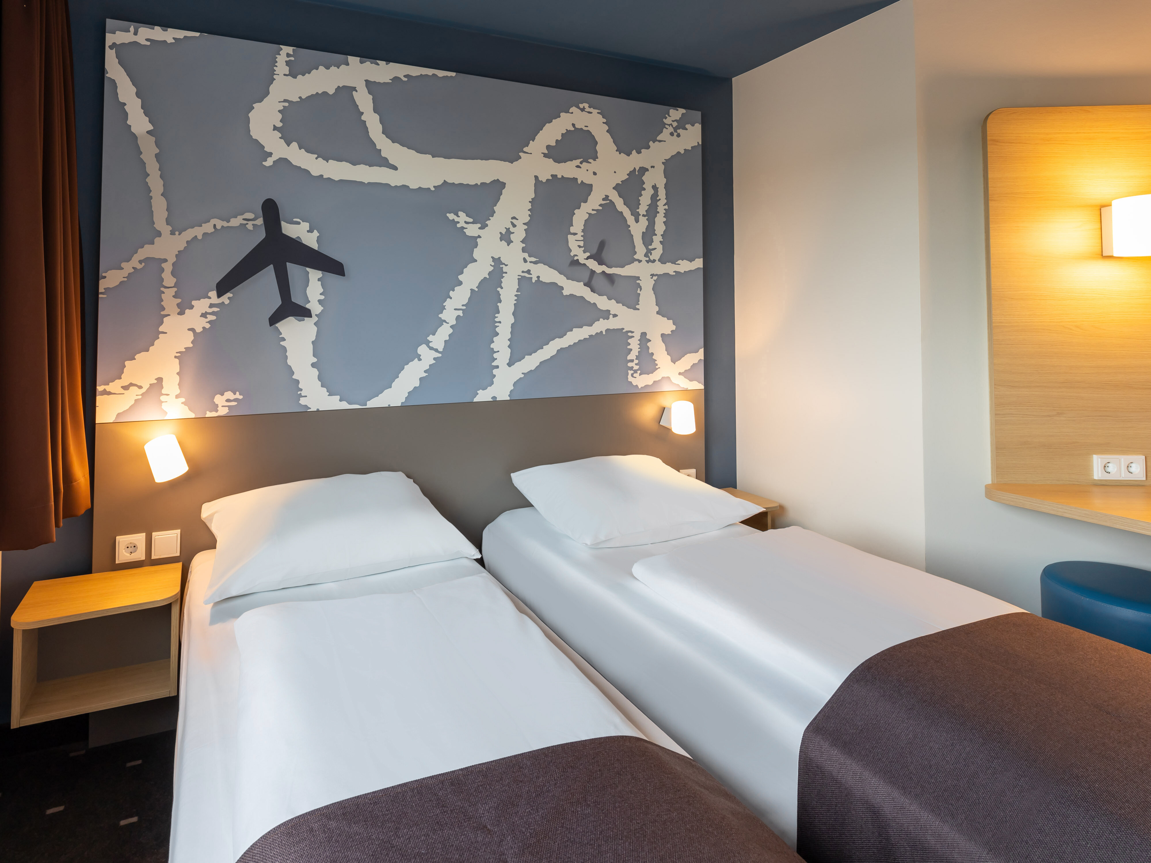Hotel Am Flughafen Frankfurt Hahn www.hotel-bb.com