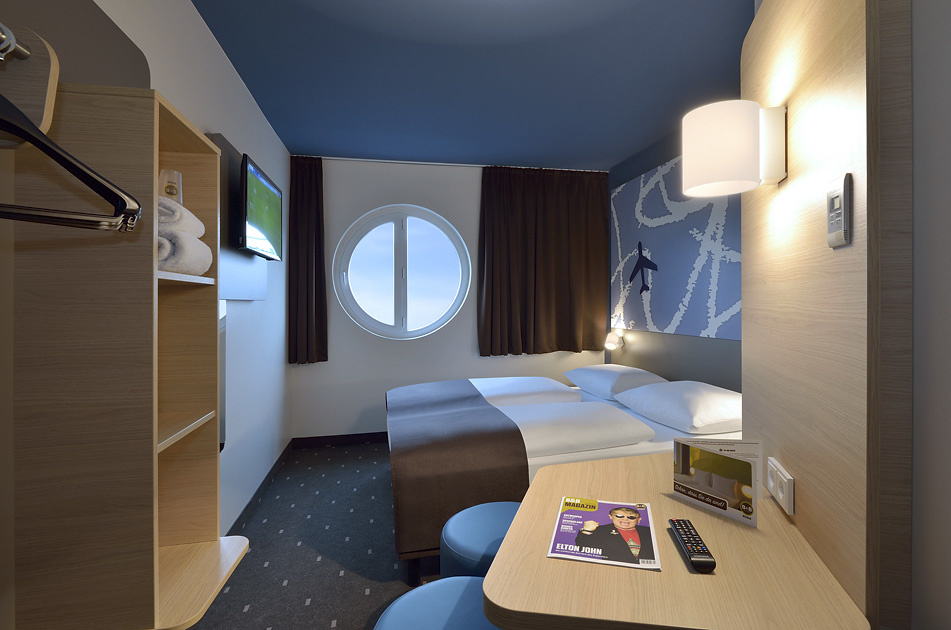 B&B Hotel FrankfurtHahn Airport I Günstiges Hotel am Flughafen FrankfurtHahn B&B Hotel FrankfurtHahn Airport I Günstiges Hotel am Flughafen FrankfurtHahn