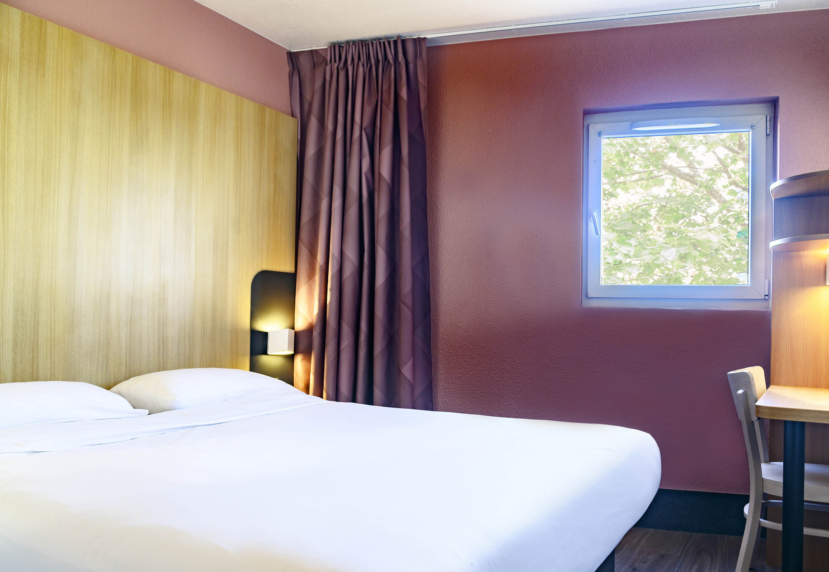 B&B HOTEL Nîmes Centre Arènes 3 étoiles
