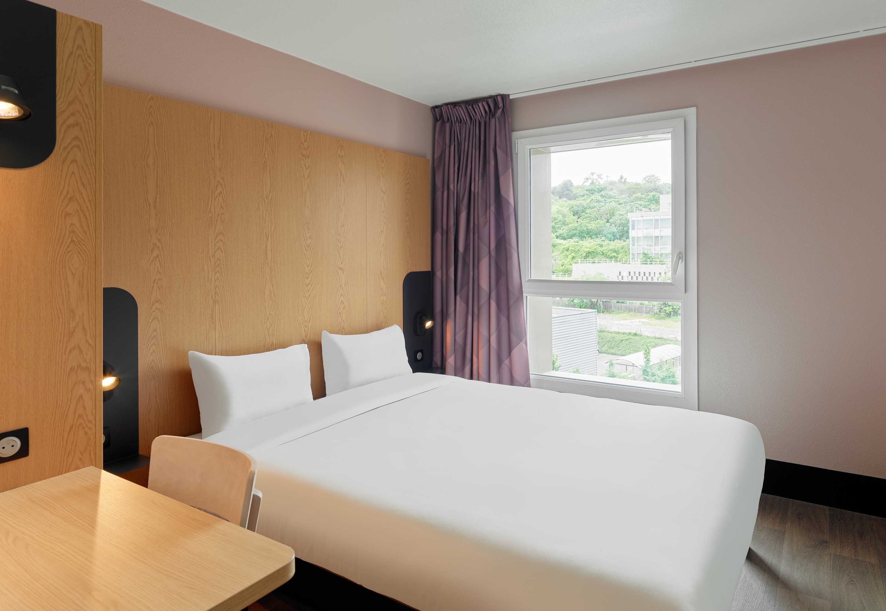 B&B HOTEL Paris Romainville Noisy-Le-Sec 3 étoiles