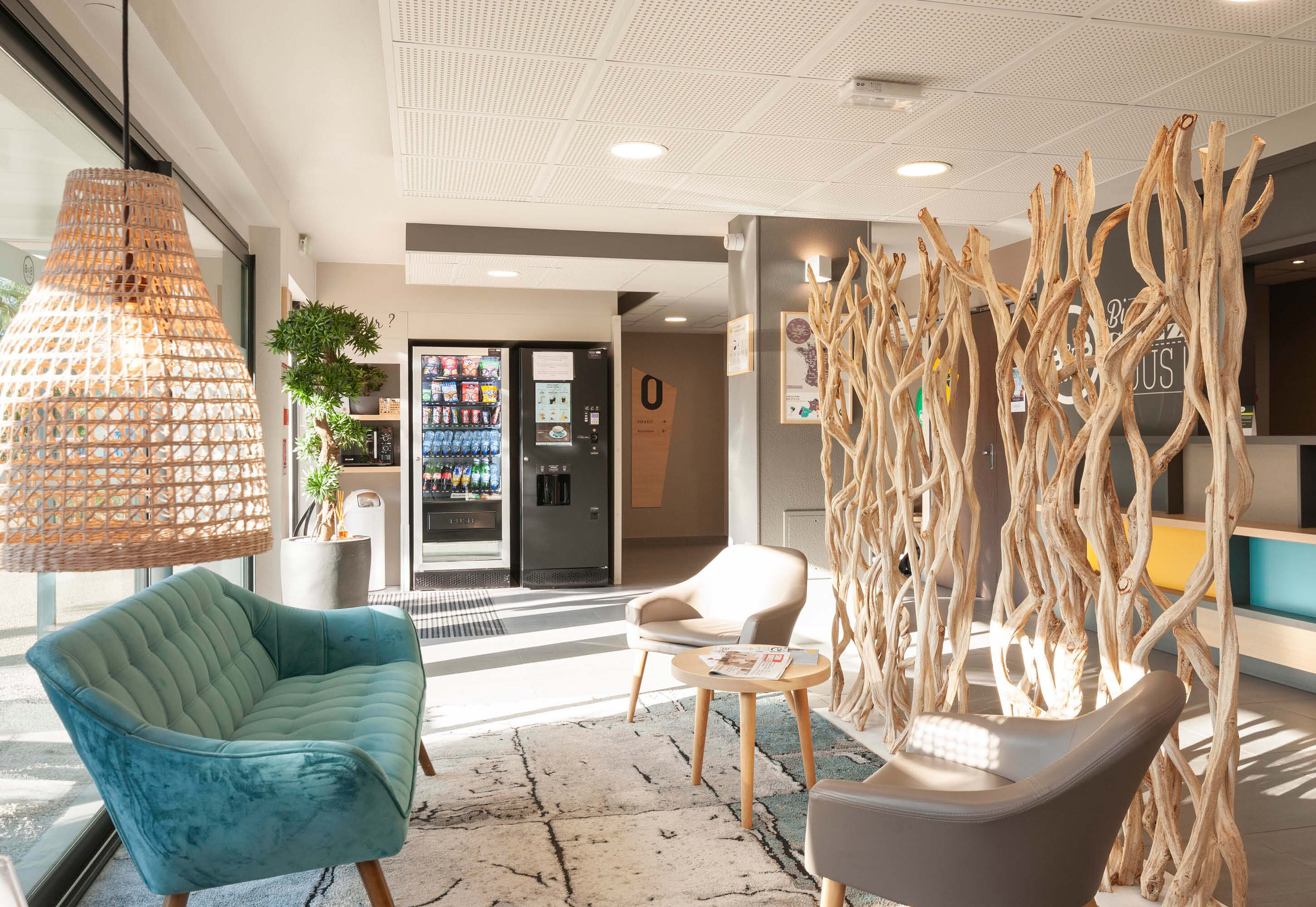 B&B HOTEL Pau Zénith 3 étoiles