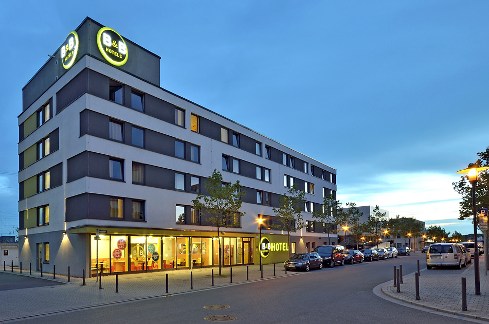 B B Hotel Saarbr  cken-Hbf G  nstiges Hotel Saarbr  cken