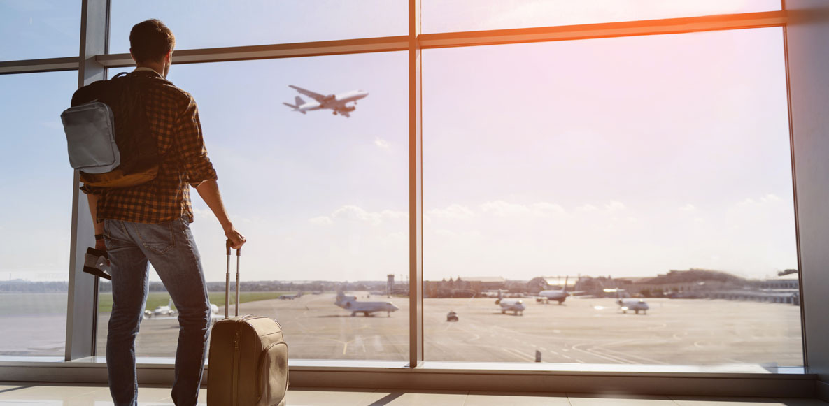 Discover our hotels located near airports