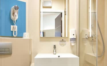 B&B Lublin bathroom1