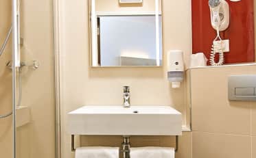 B&B Lublin bathroom 2