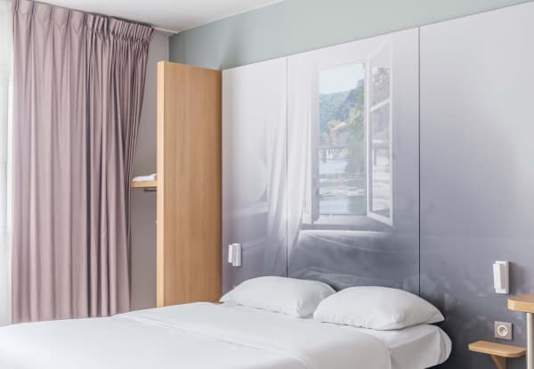 B&b Hotel Besançon Chateaufarine 4.1 / 512345 1131 Reviews 4.1 / 5 1131 Reviews - Besançon