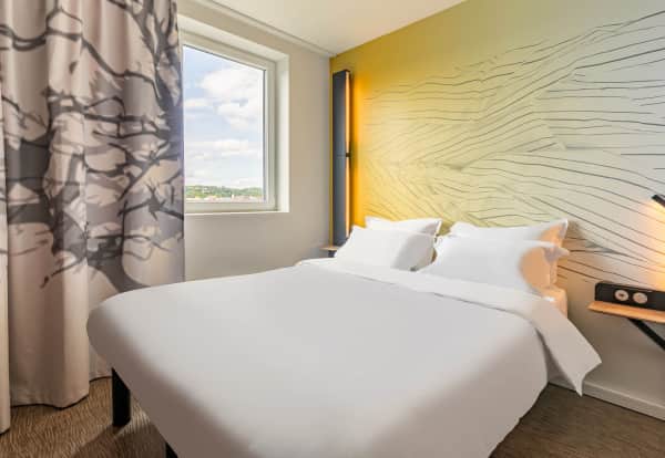 B&b Hotel Mulhouse Bâle Aéroport 3 éToiles   4.2 / 512345 501 Reviews 4.2 / 5 501 Reviews - Haut-Rhin