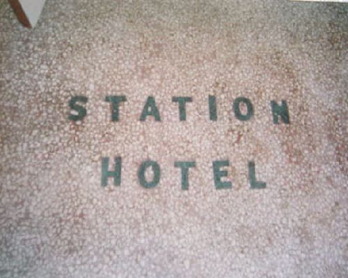 The entrance floor to the Station Hotel