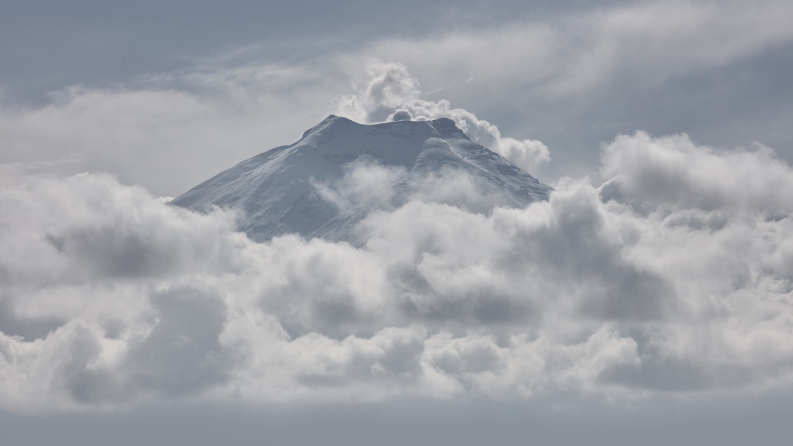 Chimborazo_volcano__Ecuador_Rudi_Sebastian_Photography.jpeg