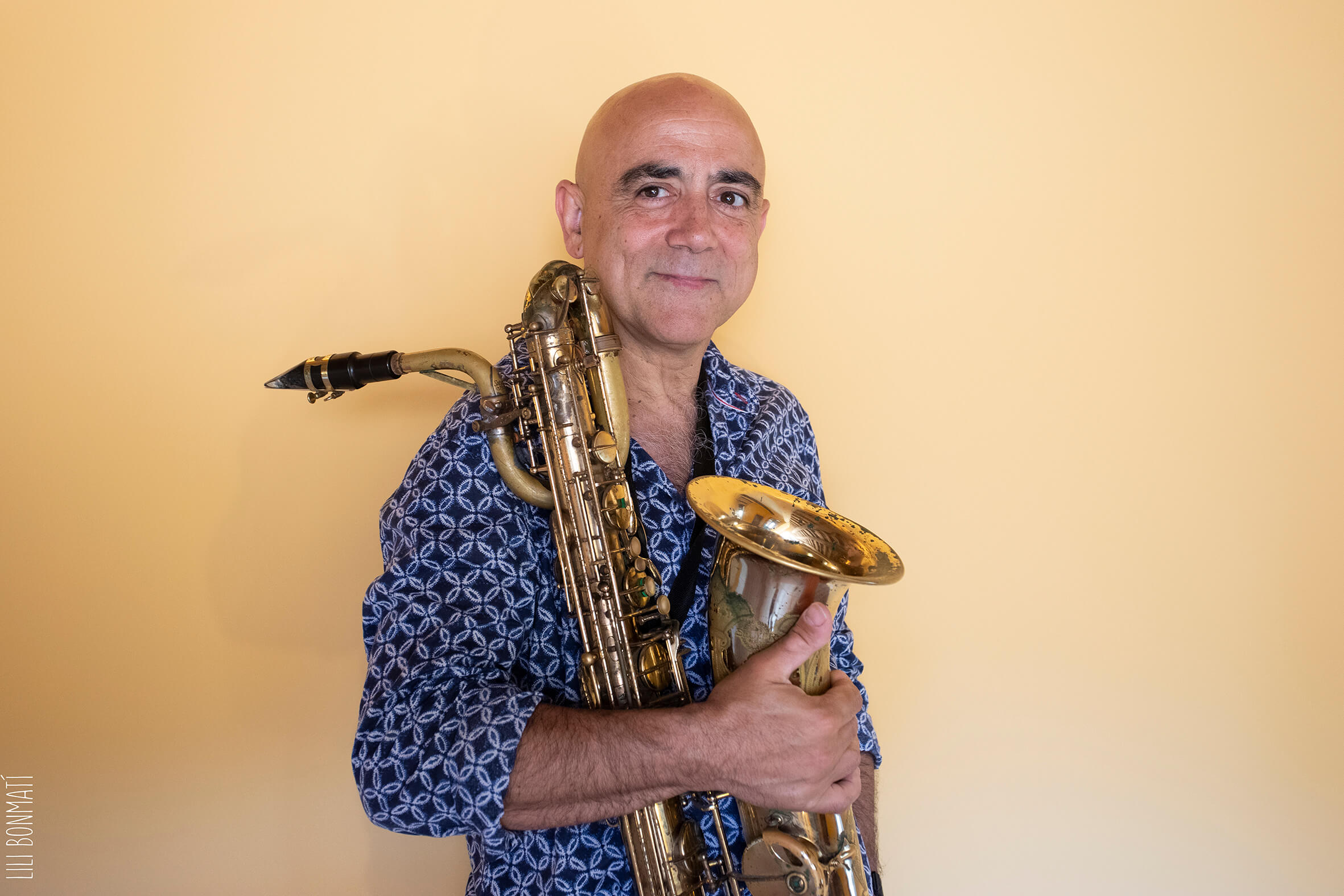2021- Joan Chamorro with his baritone sax at the Jazz House