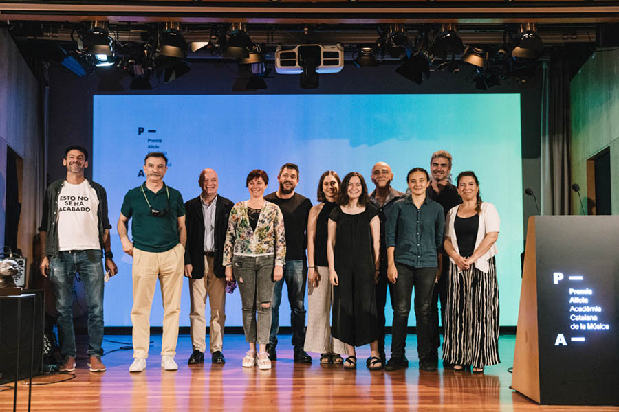 2021 - Representatives of the SAJB at the Alicia Awards ceremony. Prize for the best educational project.