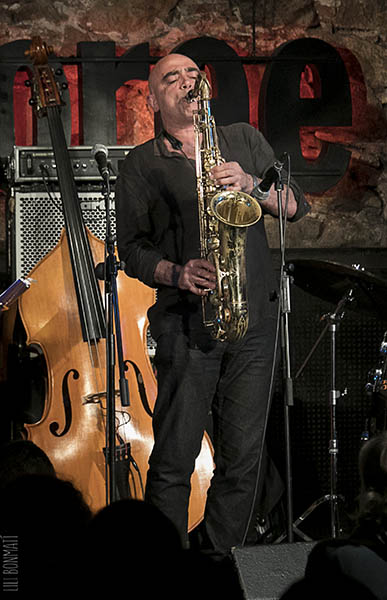 2017 - Joan Chamorro at the Jamboree Jazz Club, playing the saxophone