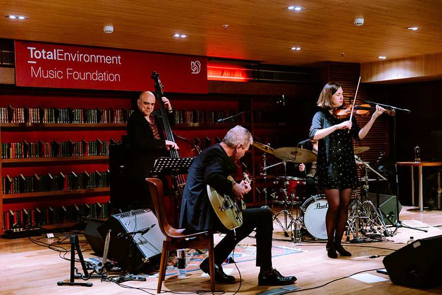 2023 Èlia Bastida & Joan Chamorro trio en Bangalore (2)