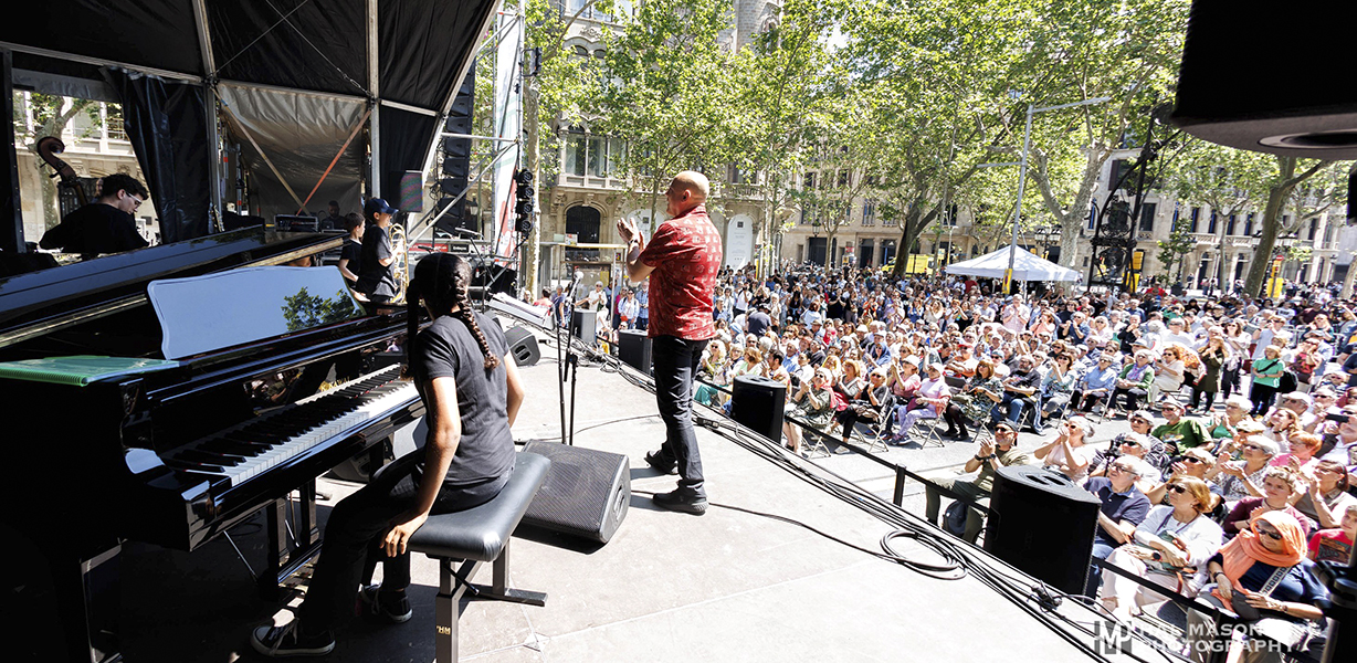 2023 - Sant Andreu Dixie Band, concert on International Jazz Day, (Barcelona) (3)