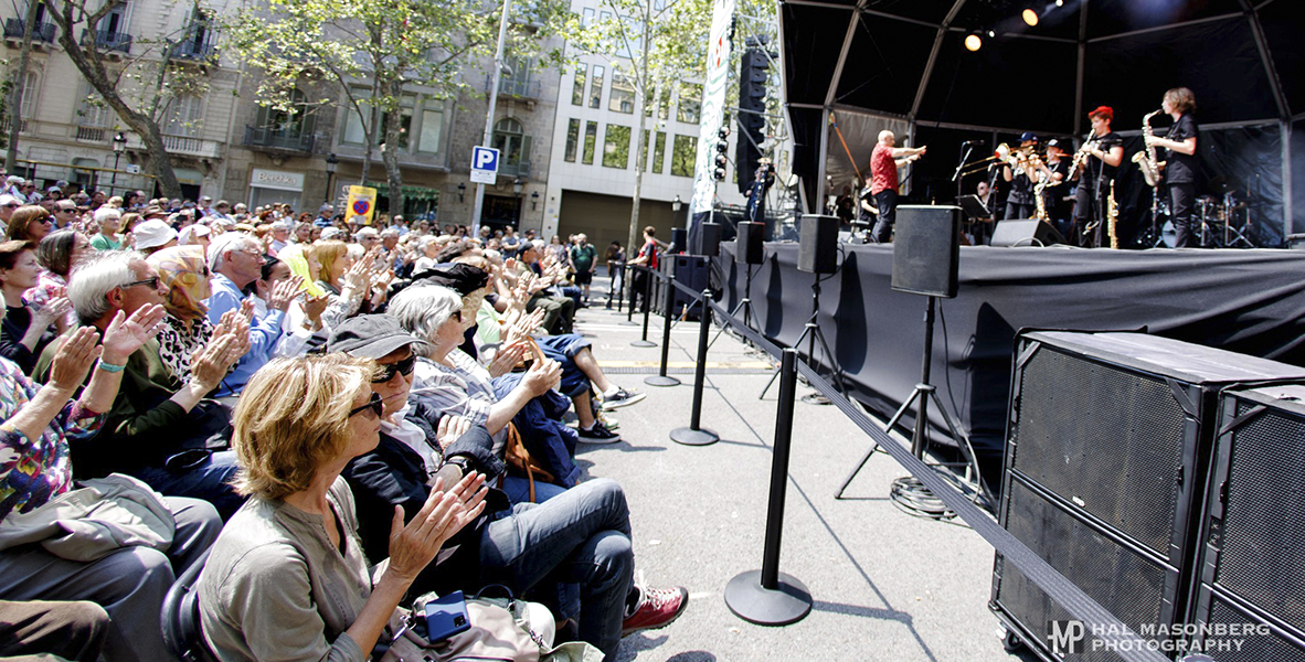 2023 - Sant Andreu Dixie Band, concert on International Jazz Day, (Barcelona) (4)