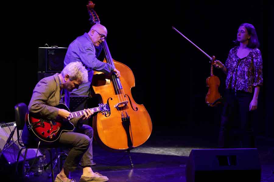 2024 - Èlia Bastida, Joan Chamorro and Josep Traver - JAZZ EN RUTA AIE (León) (3)