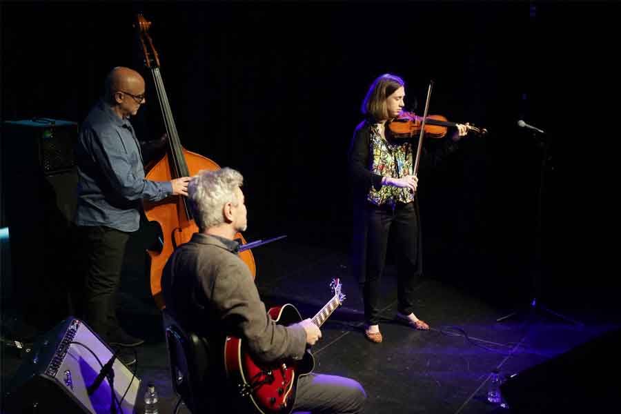 2024 - Èlia Bastida, Joan Chamorro and Josep Traver - JAZZ EN RUTA AIE (León) (4)