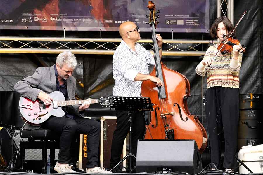 2025 - Èlia Bastida, Joan Chamorro and Josep Traver at Getxo Jazz