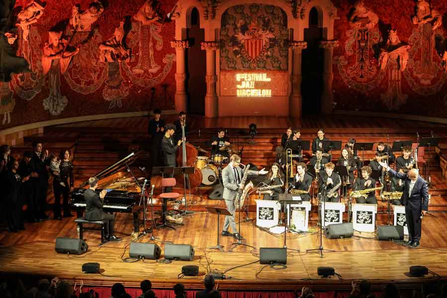 2025 - Performance by the Sant Andreu Jazz Band at the Palau de la Música (3)