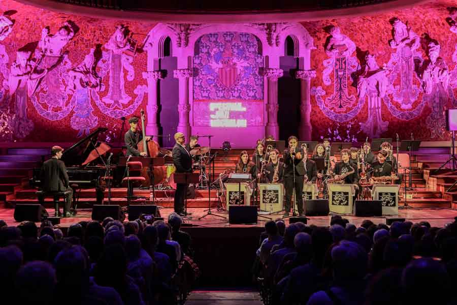 2025 - Performance by the Sant Andreu Jazz Band at the Palau de la Música (5)