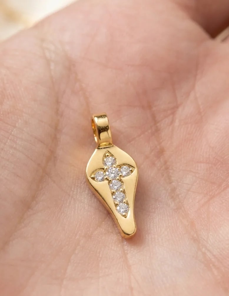 Diamond Cross Thaali Small 3