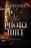 Book cover of The Photo Thief