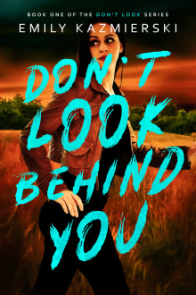 Book cover of Don't Look Behind You