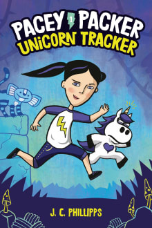 Book cover of Pacey Packer Unicorn Tracker