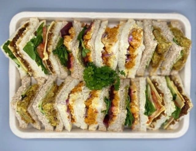 Point sandwiches (mixed fillings vegetarian)