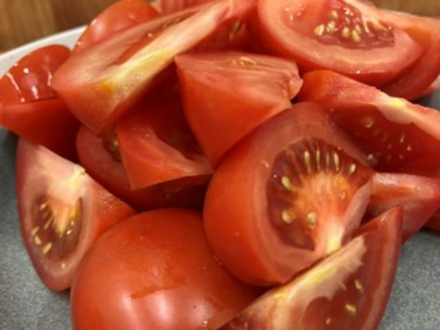 Tomato - Wedge 1kg
