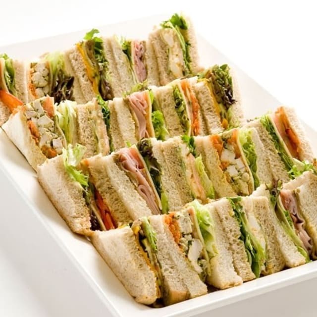 Point sandwiches (mixed fillings with meats)