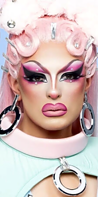 Headshot of drag queen Icesis Couture