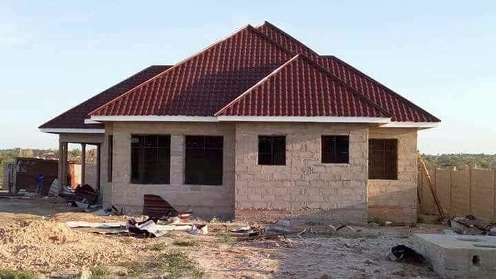 Rural home roofing project