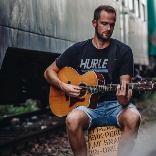 Aaron Rosenfelder  profile picture